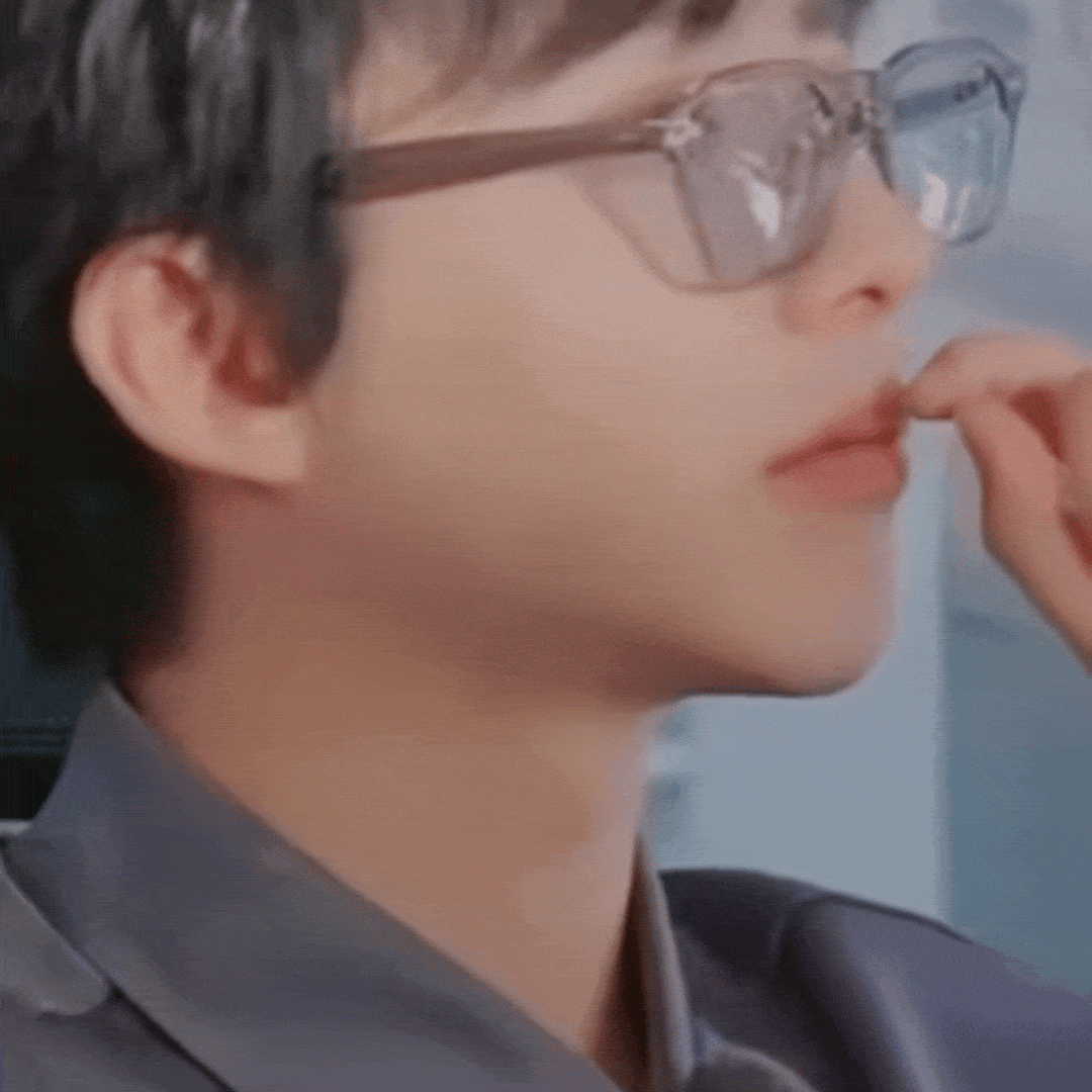 XRwEZU.gif