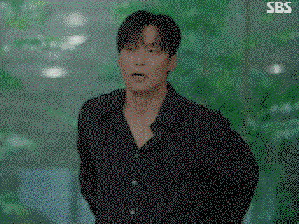 XTUbEM.gif