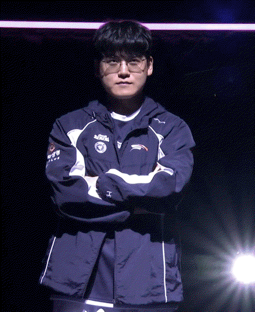 XUiRZH.gif