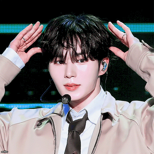 XWUxLh.gif