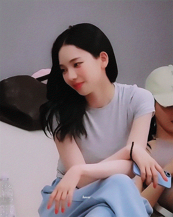 XZwpKv.gif