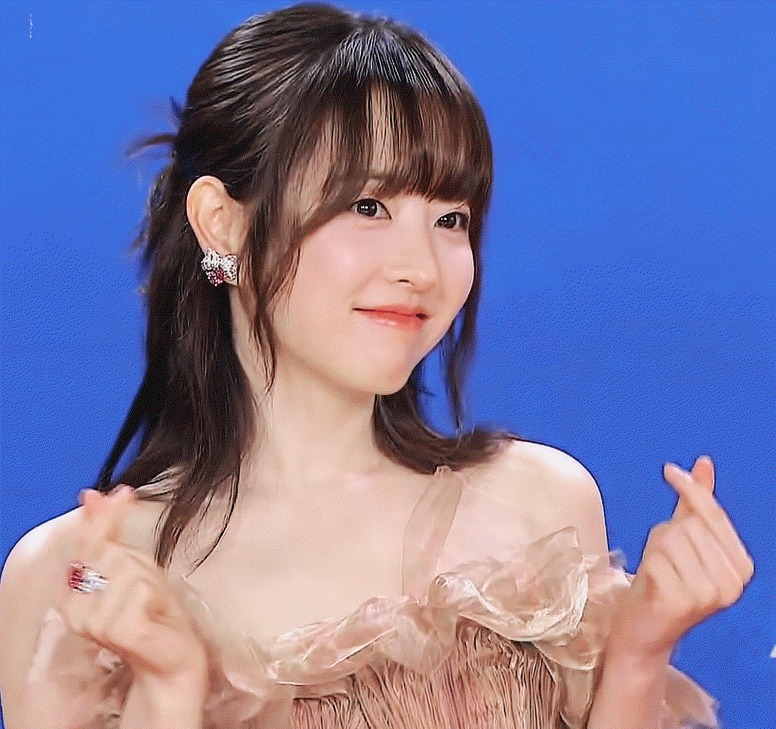 XjExOq.gif