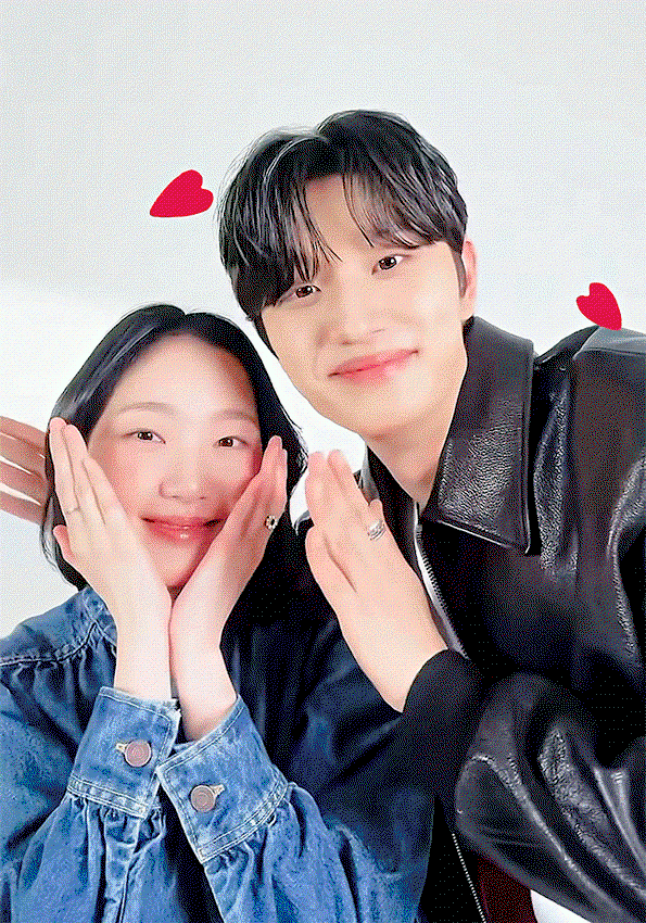XjUaly.gif