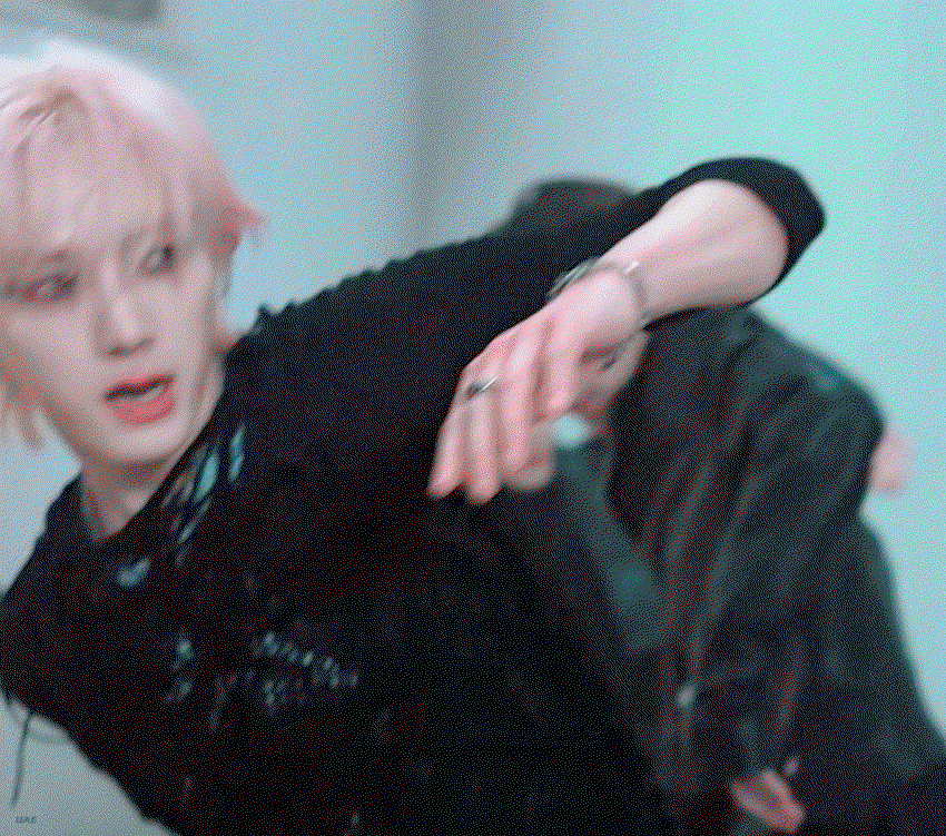 XmLtBK.gif