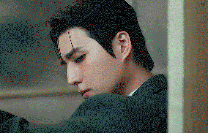 Xnvquh.gif