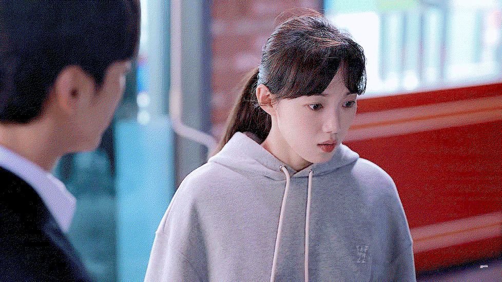 XpXxWB.gif