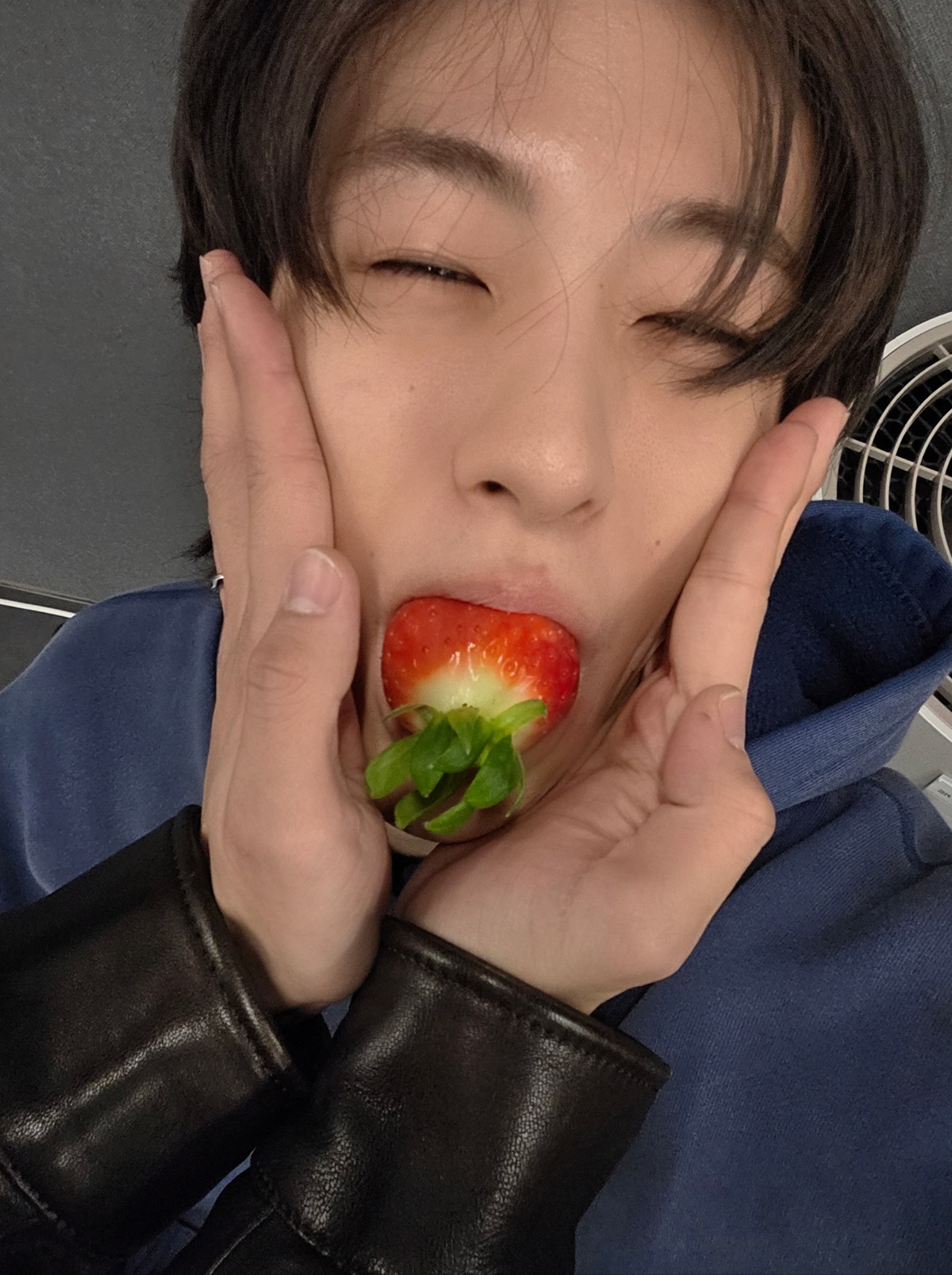 XqgzBI