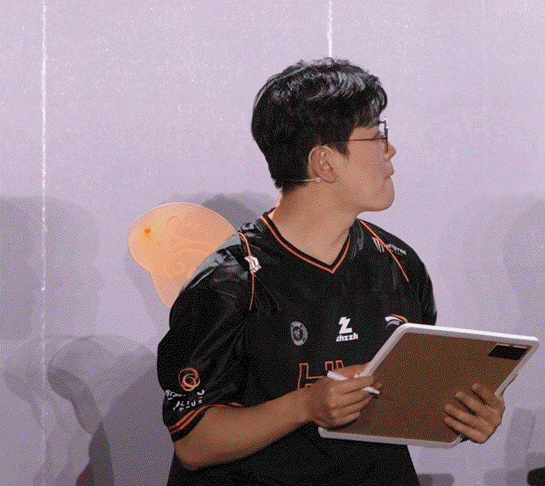 XtINZR.gif