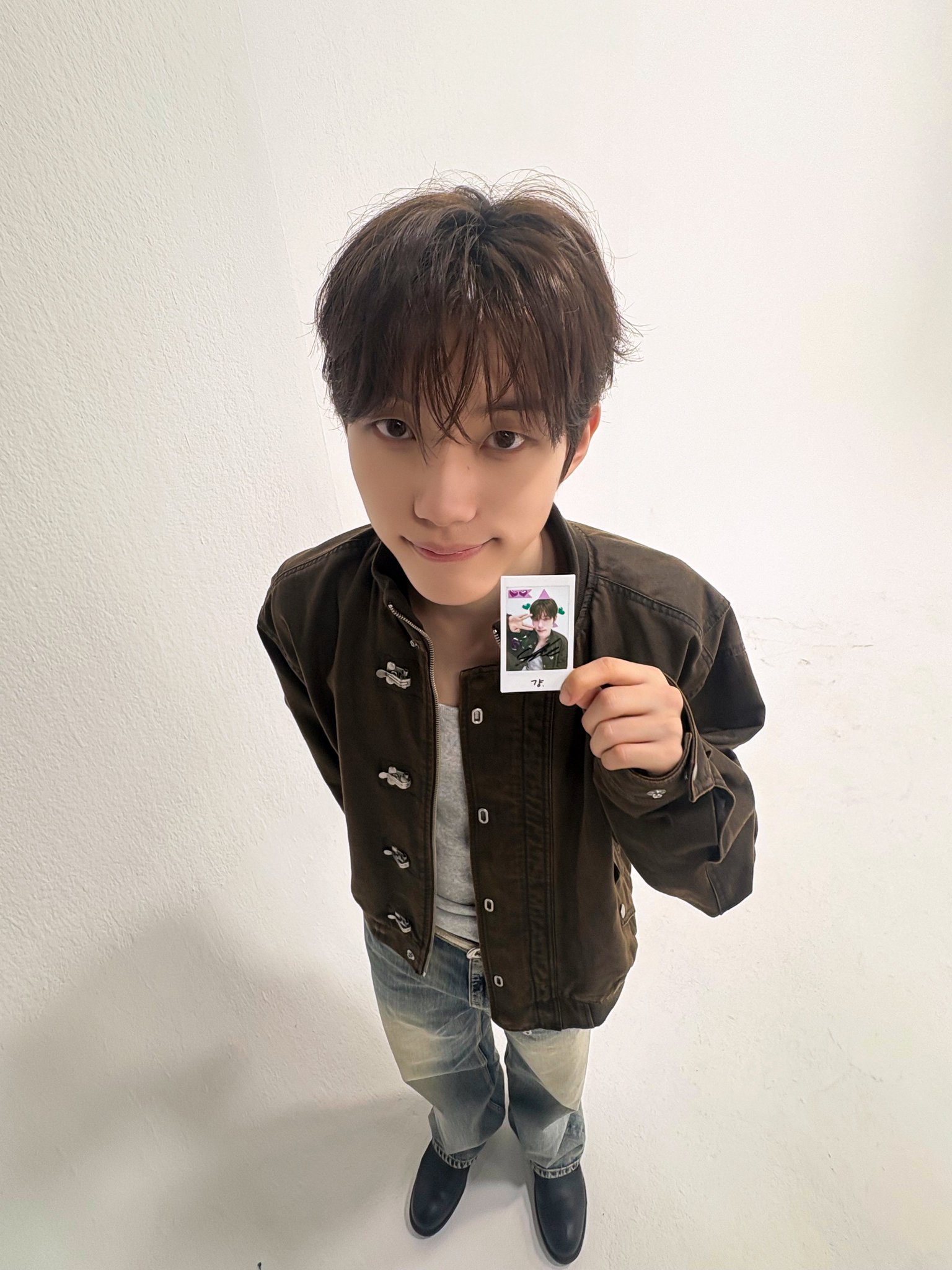 YAXIoq
