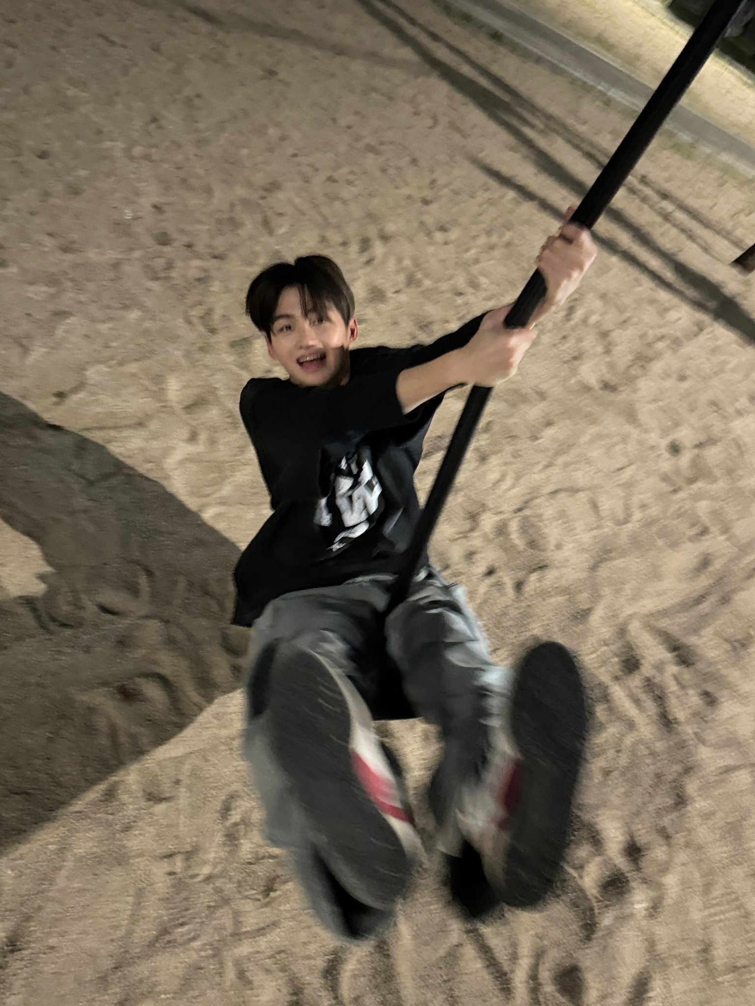 YAjmNx