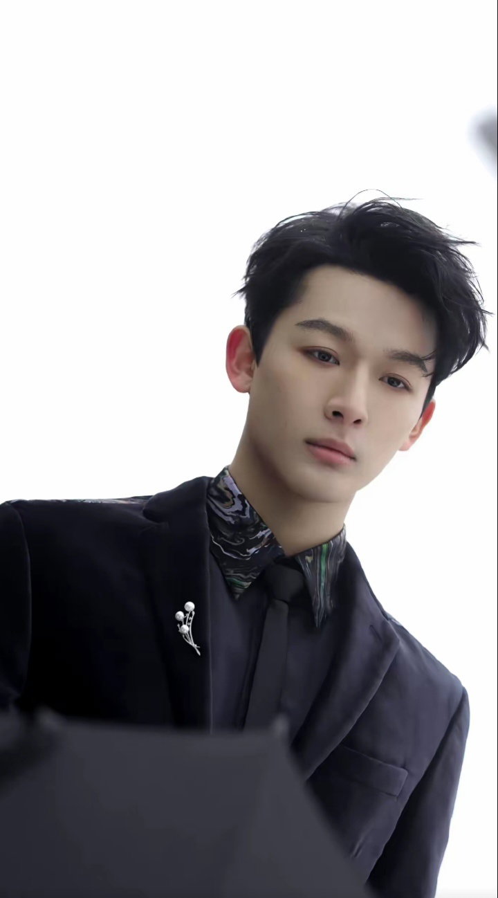 YIjKMS