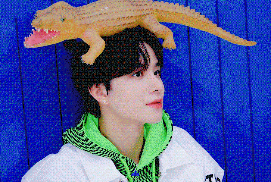 YJXcjD.gif