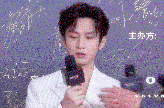 YKZhxx.gif