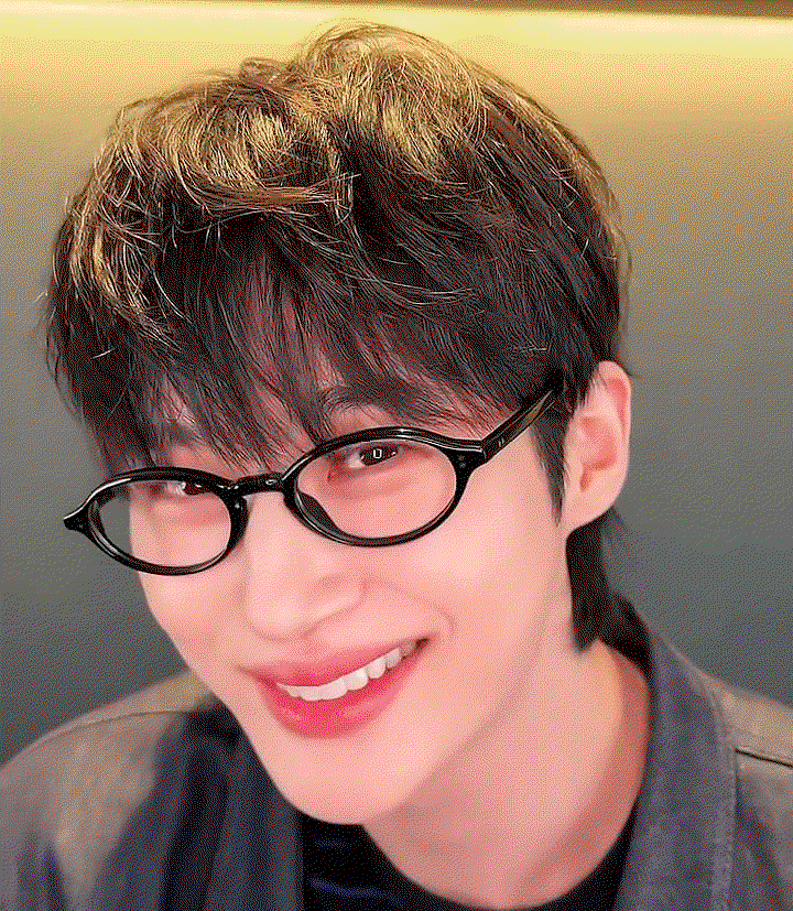 YMRwQL.gif
