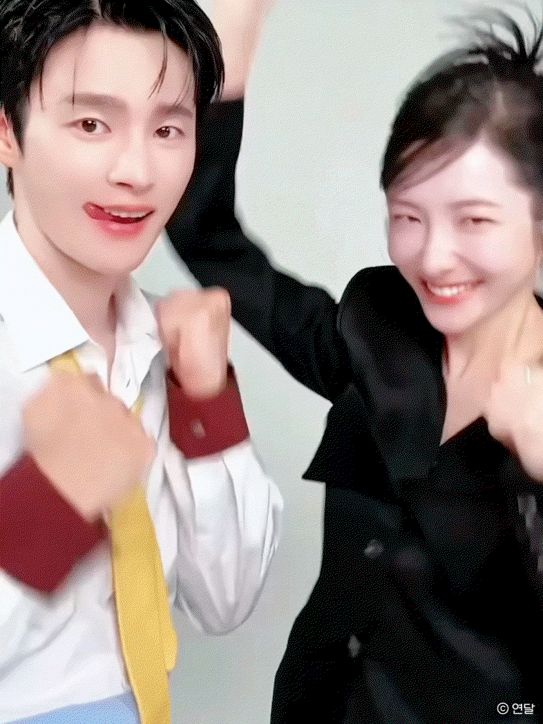 YQApUz.gif