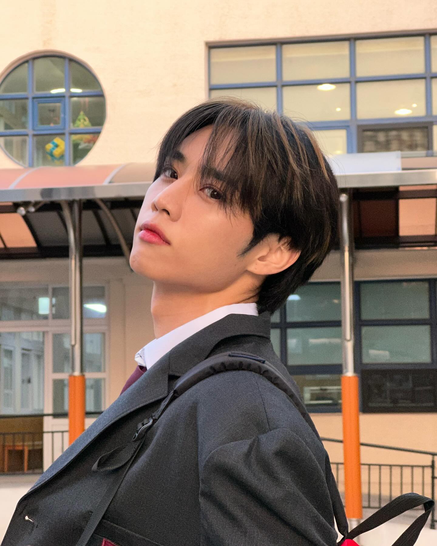 YQknFo
