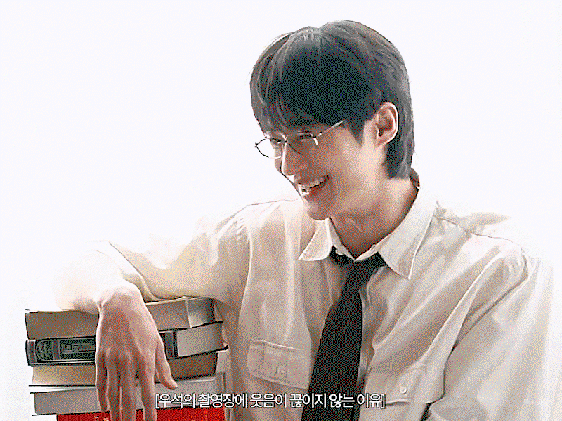 YXFnAz.gif