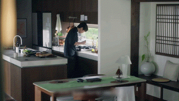 YZuzAP.gif