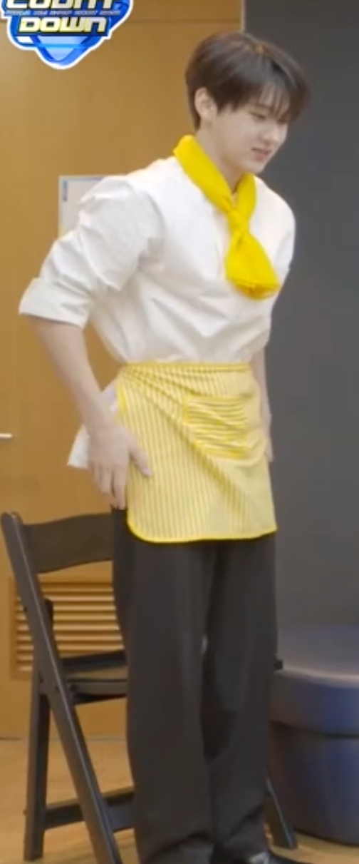 YakhjN