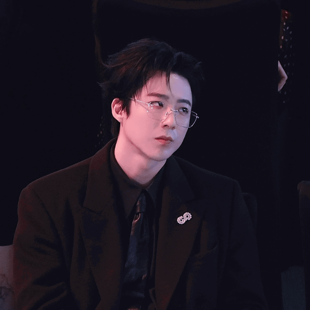 YjxeSp.gif