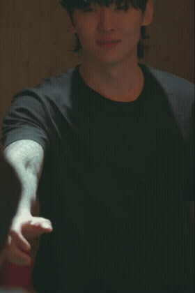 YmFlSd.gif