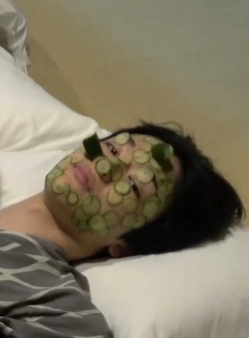 YofYLb