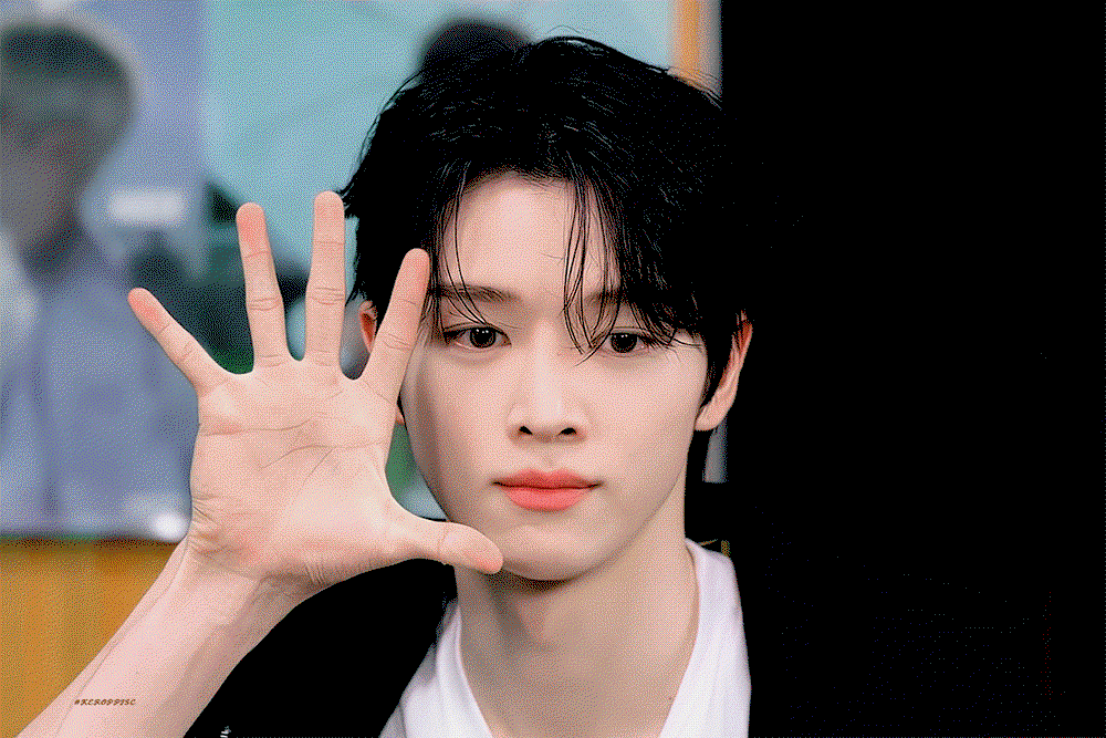 YpJdsH.gif