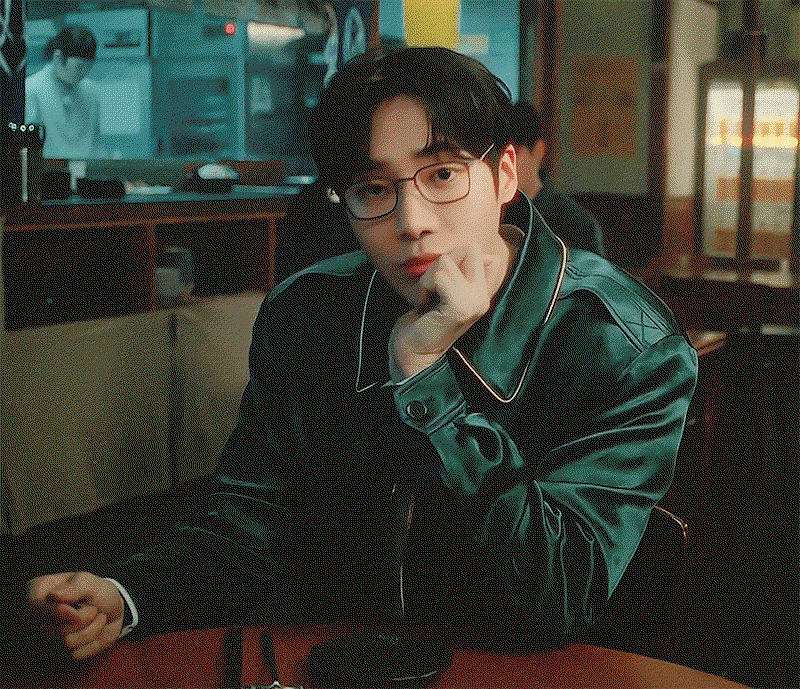 YuSkeE.gif