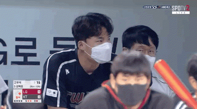YwbYOx.gif