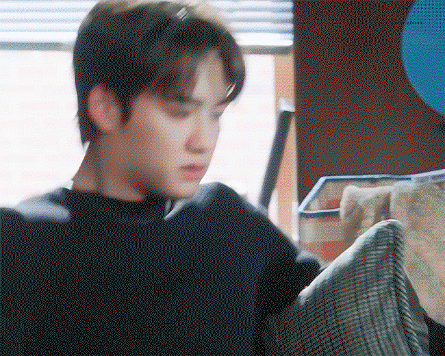 ZBRWdx.gif