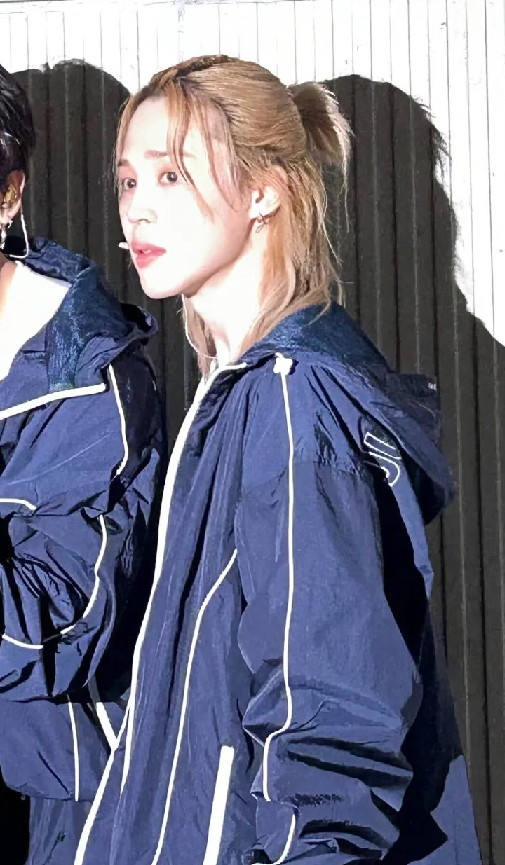 ZHTTaE