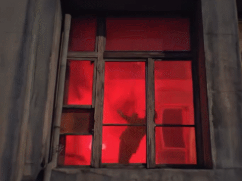 ZJkzYO.gif