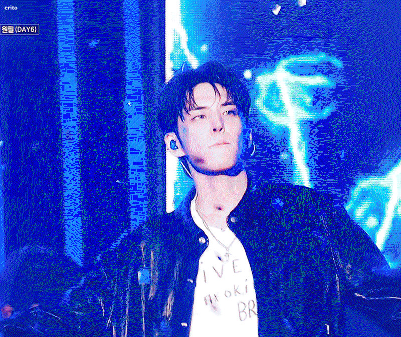 ZbCRNQ.gif