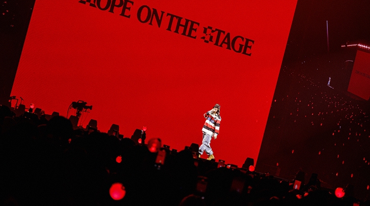 j-hope Tour ‘HOPE ON THE STAGE’ in JAPAN - LIVE VIEWING 포스터 스틸컷