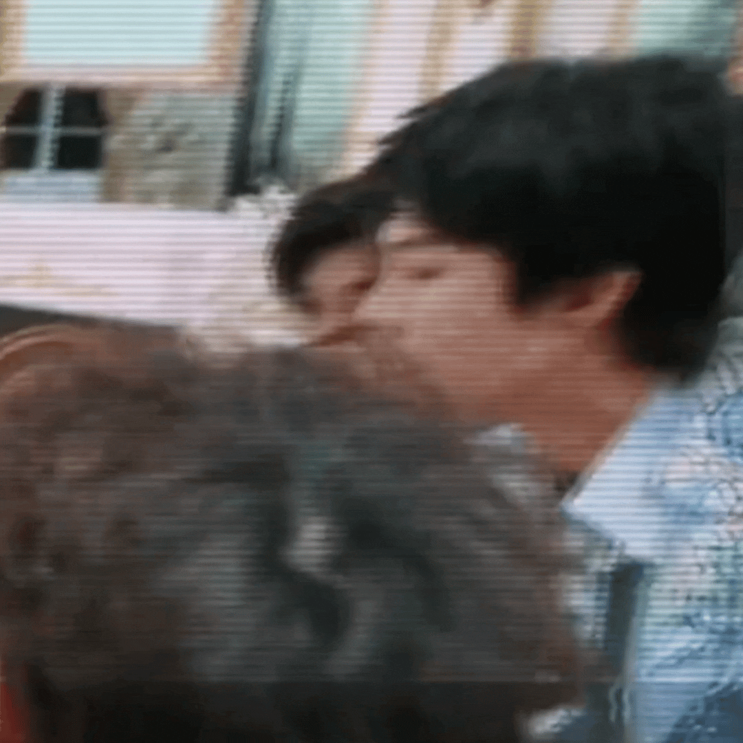 ZeMDXO.gif