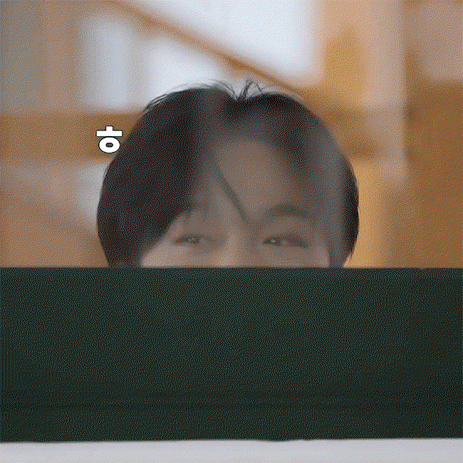 ZhQOOW.gif