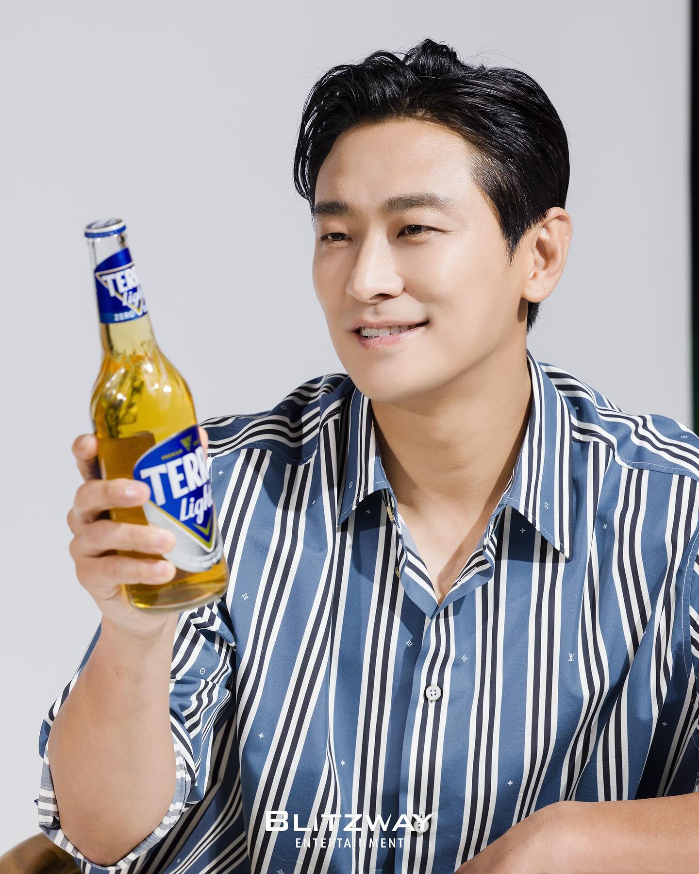 주지훈_테라라이트 광고 촬영 현장 비하인드 컷12