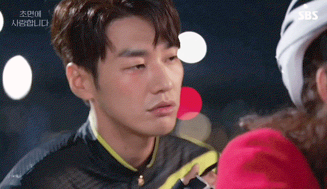 ZiEXAZ.gif
