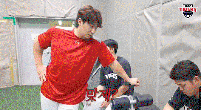 ZiGKtY.gif