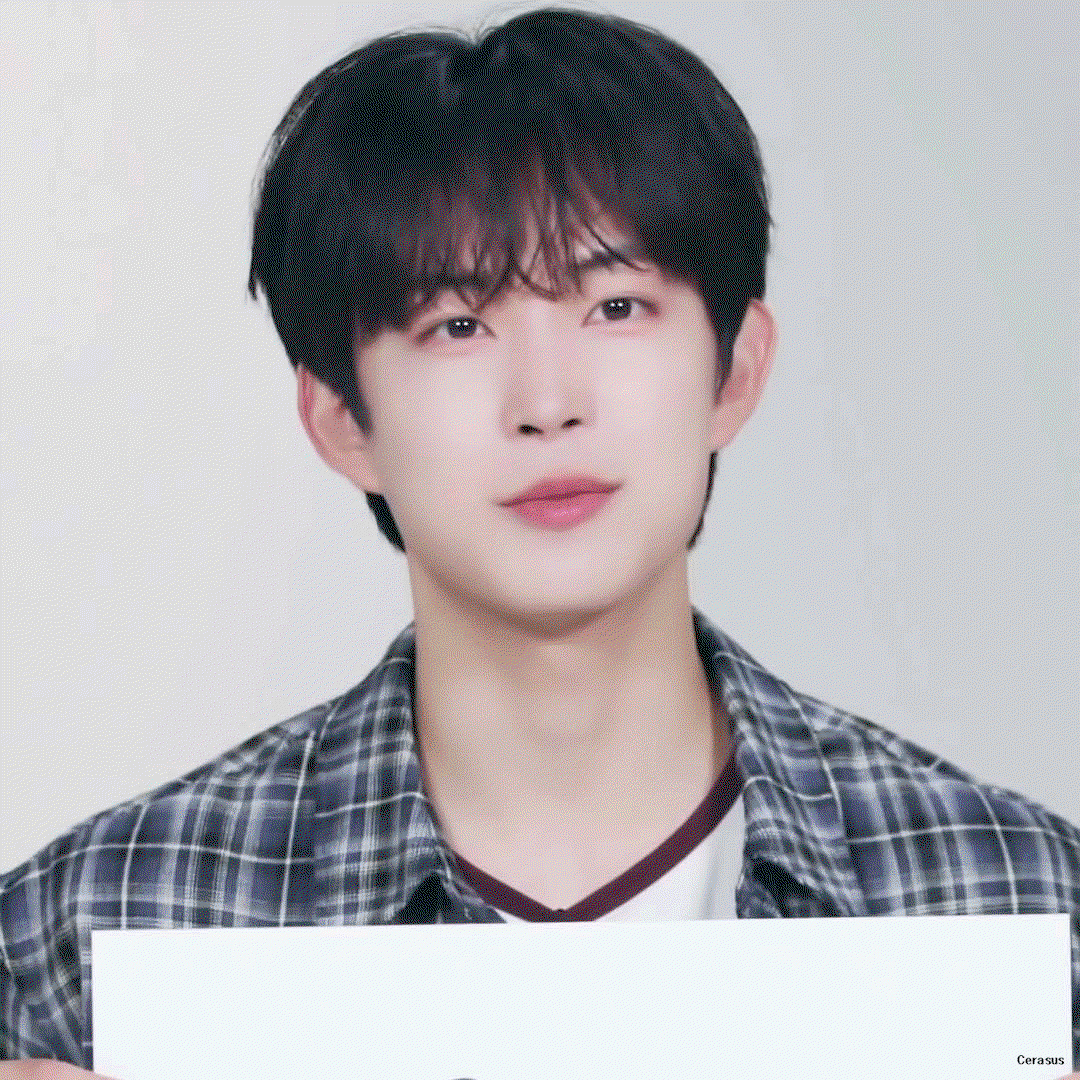 ZqRPRJ.gif