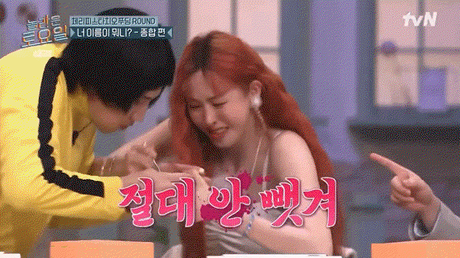 ZrNQeo.gif