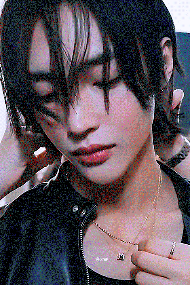 ZtSLCN.gif