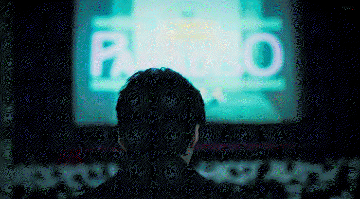 ZyNXxD.gif