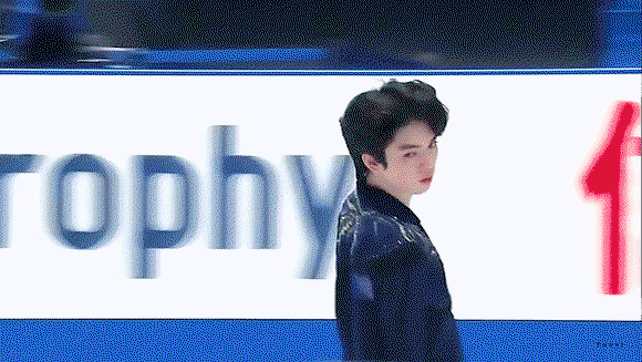 ZzFRzY.gif