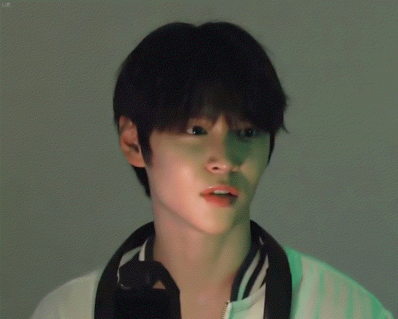 ZzyytK.gif