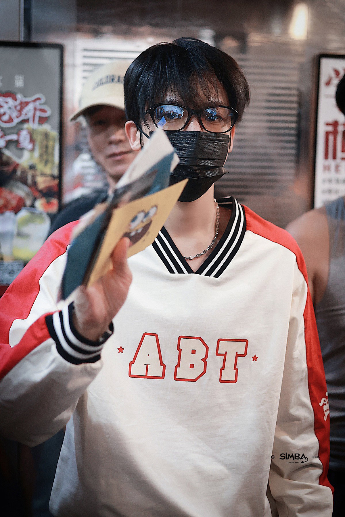 aBWJBn