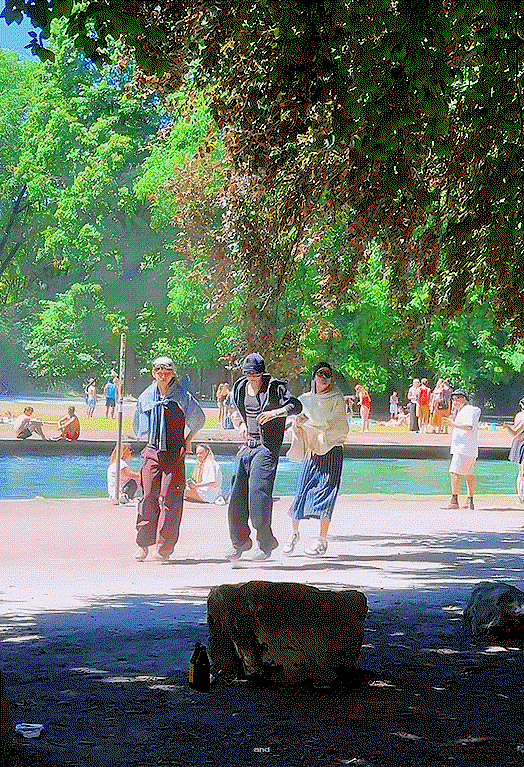 aDLbmr.gif