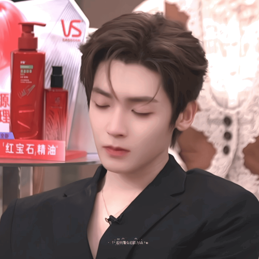 aGmWnw.gif