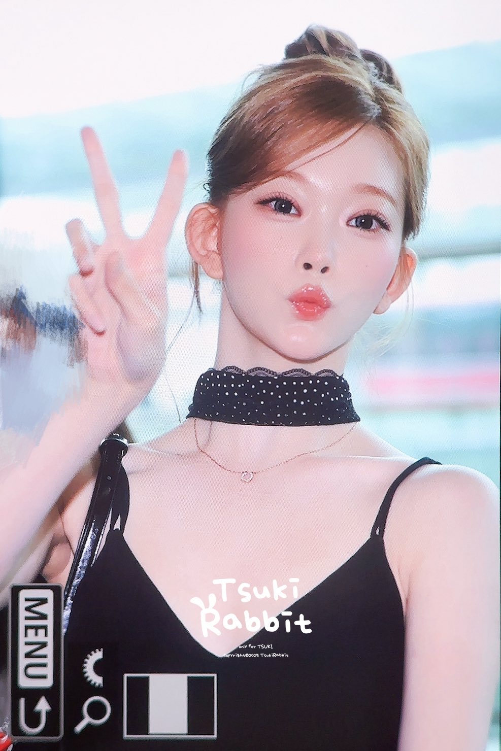 aHUhkF