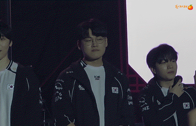 aIeTes.gif
